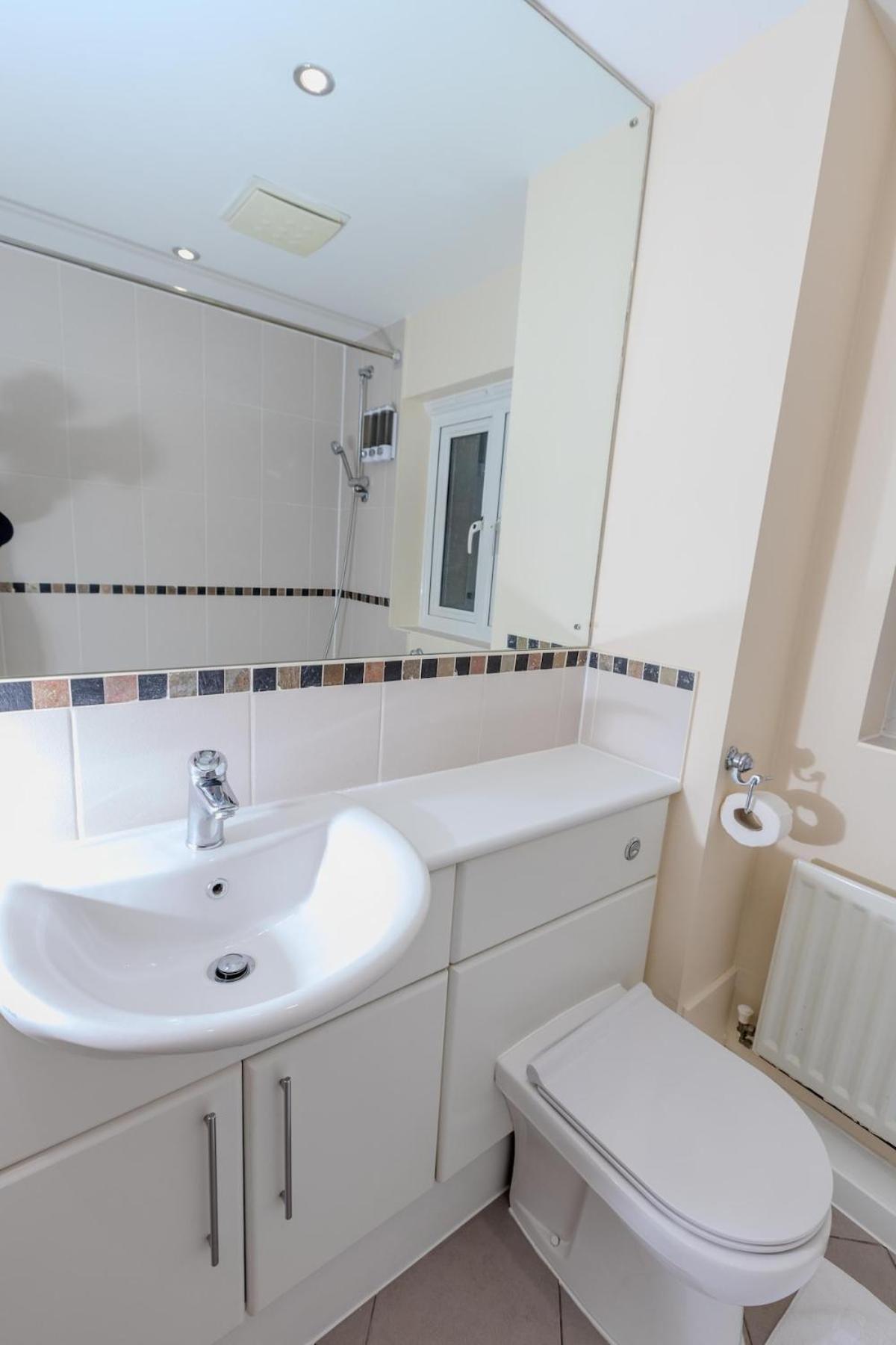 Вілла 5-Bed Modern & Luxurious House Snodland Екстер'єр фото